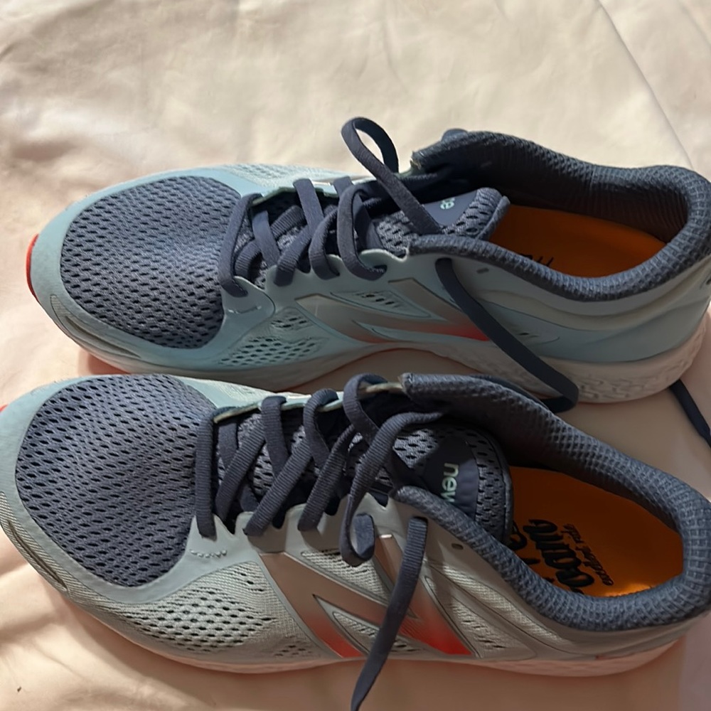 New Balance Zante Fresh Foam light blue tennis / walking / exercise shoes . New